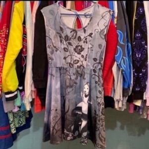 Disney alice in wonderland down the rabbit hole keyhole skater dress M